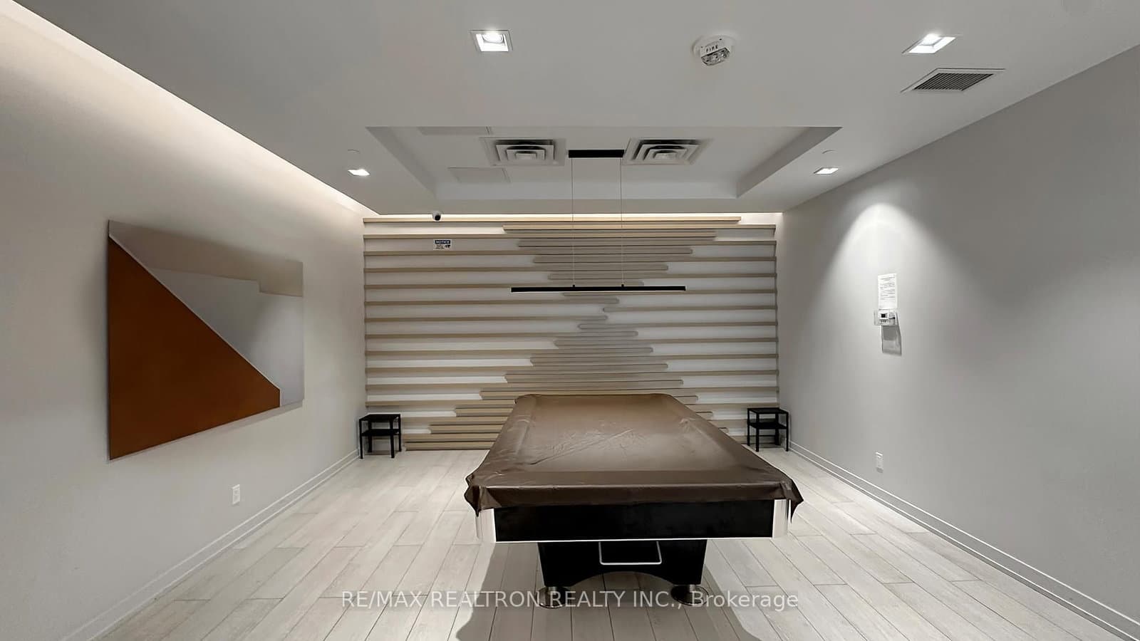 180 Fairview Mall Drive, Unit 1605 thumbnail 42