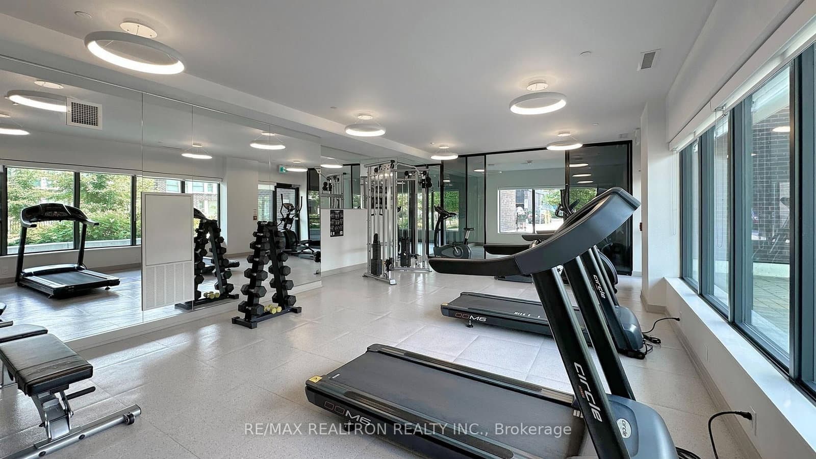 180 Fairview Mall Drive, Unit 1605 thumbnail 47