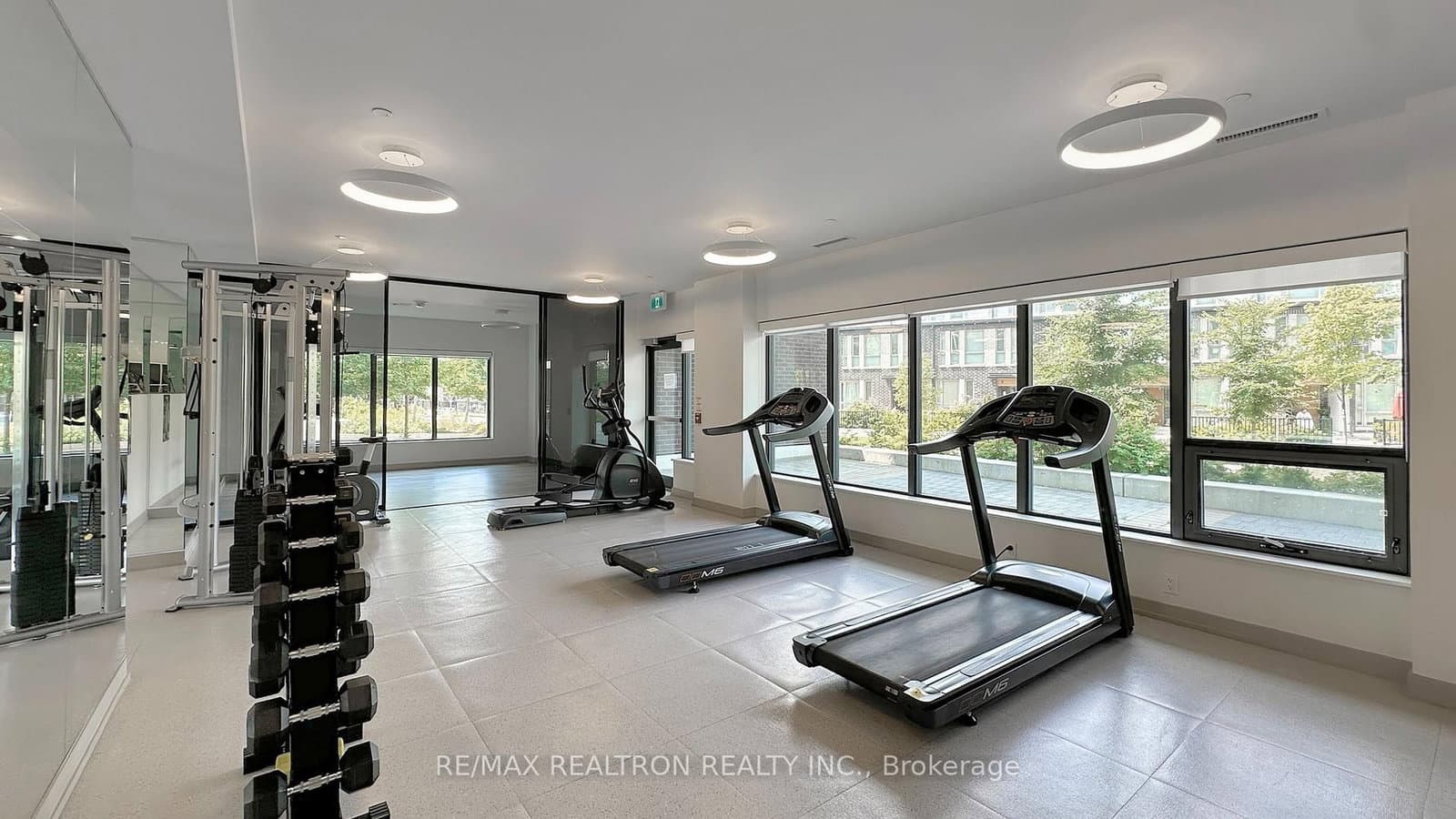 180 Fairview Mall Drive, Unit 1605 thumbnail 48