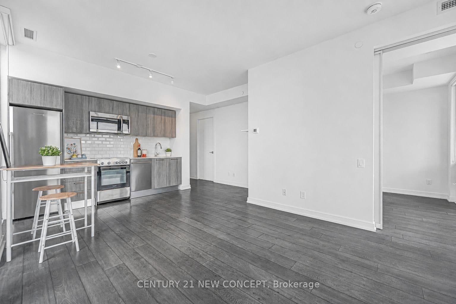 28 Wellesley Street E, Unit 1902 thumbnail 17