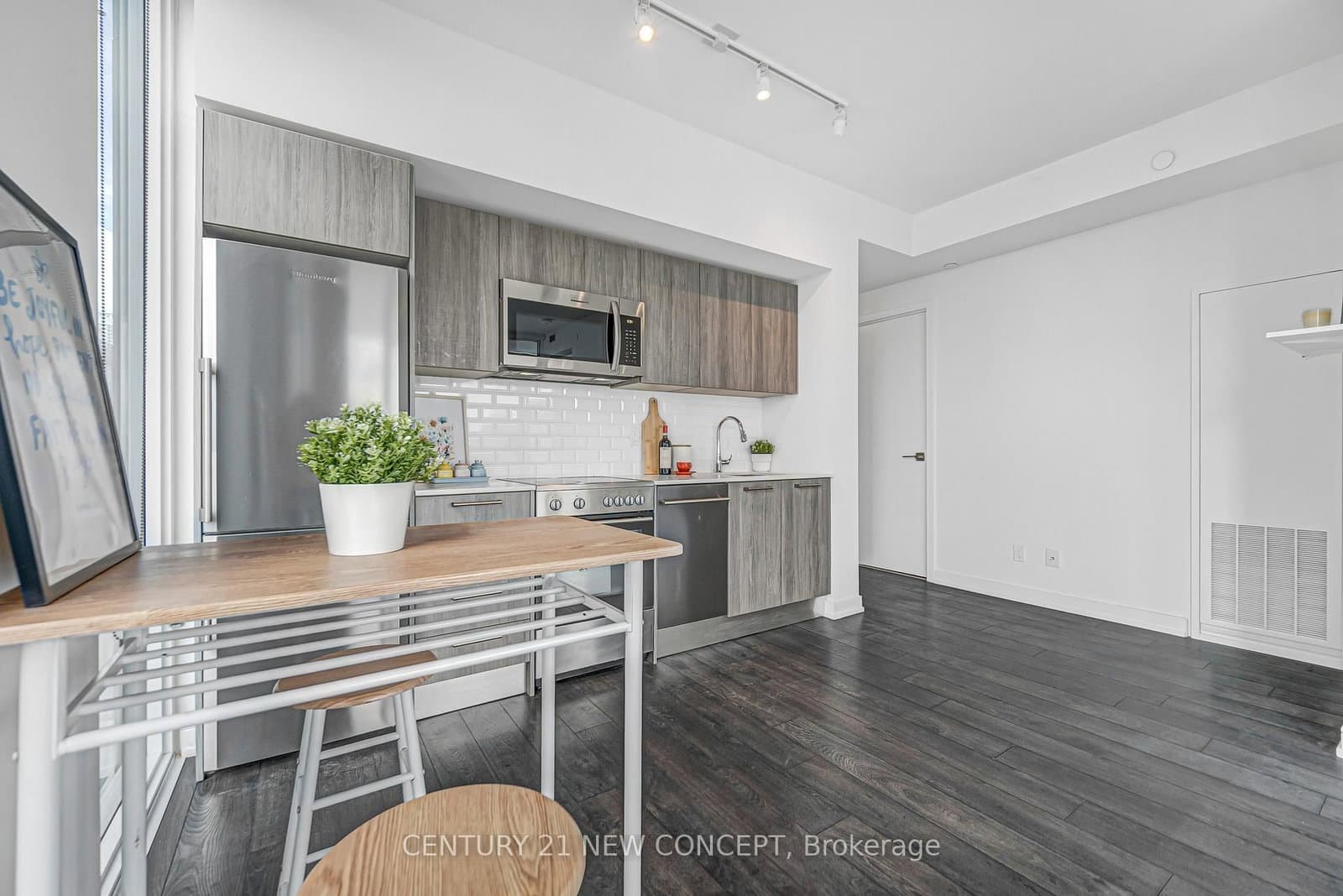 28 Wellesley Street E, Unit 1902 thumbnail 20