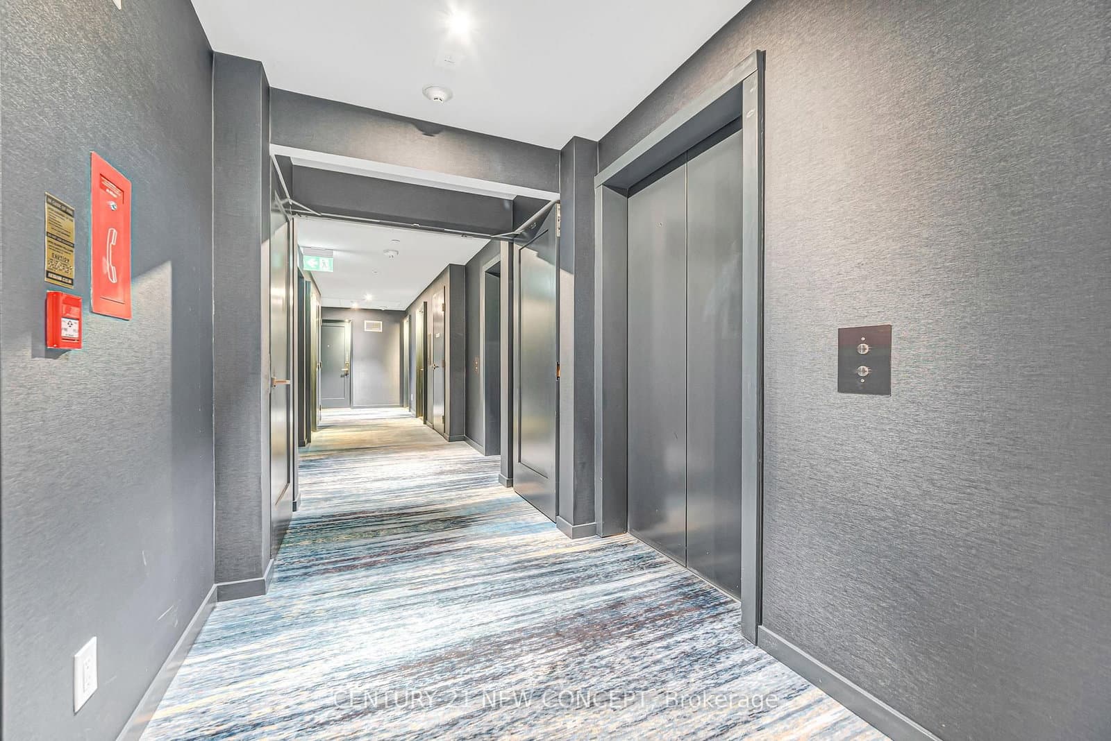 28 Wellesley Street E, Unit 1902 thumbnail 5