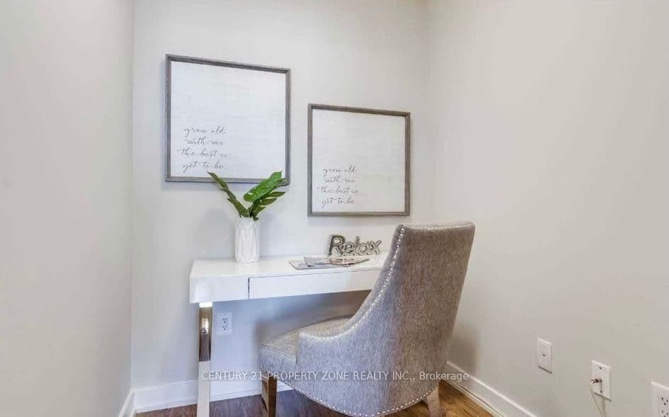 33 Singer Court, Unit 303 thumbnail 9