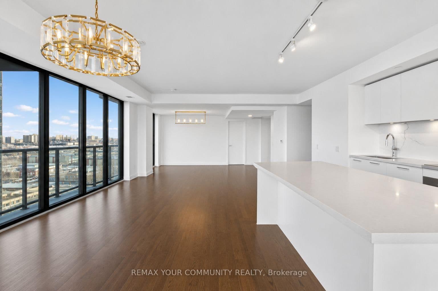 33 Frederick Todd Way, Unit 1305 thumbnail 9