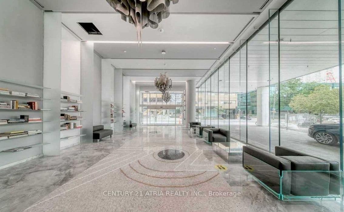 8 Hillsdale Avenue E, Unit 1135 thumbnail 10