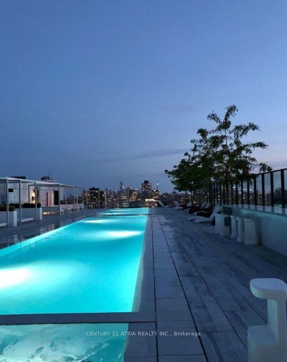 8 Hillsdale Avenue E, Unit 1135 thumbnail 8