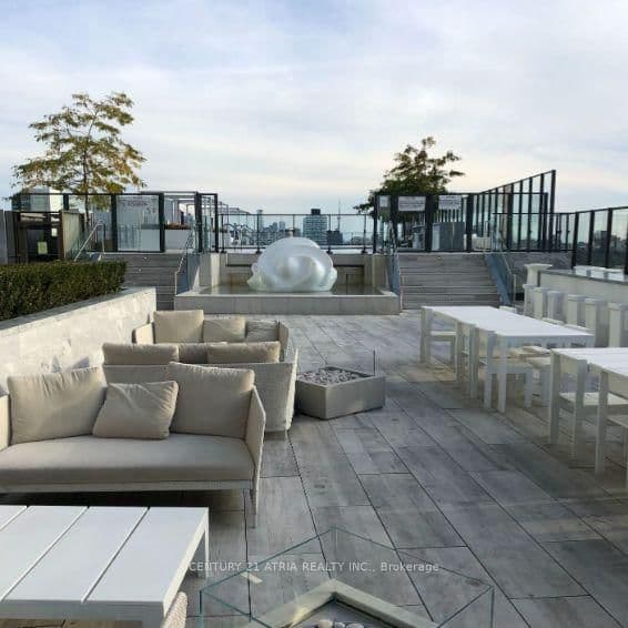 8 Hillsdale Avenue E, Unit 1135 thumbnail 9
