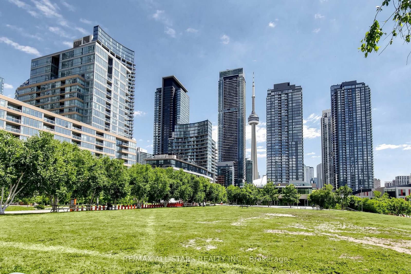 110 Fort York Boulevard thumbnail 39