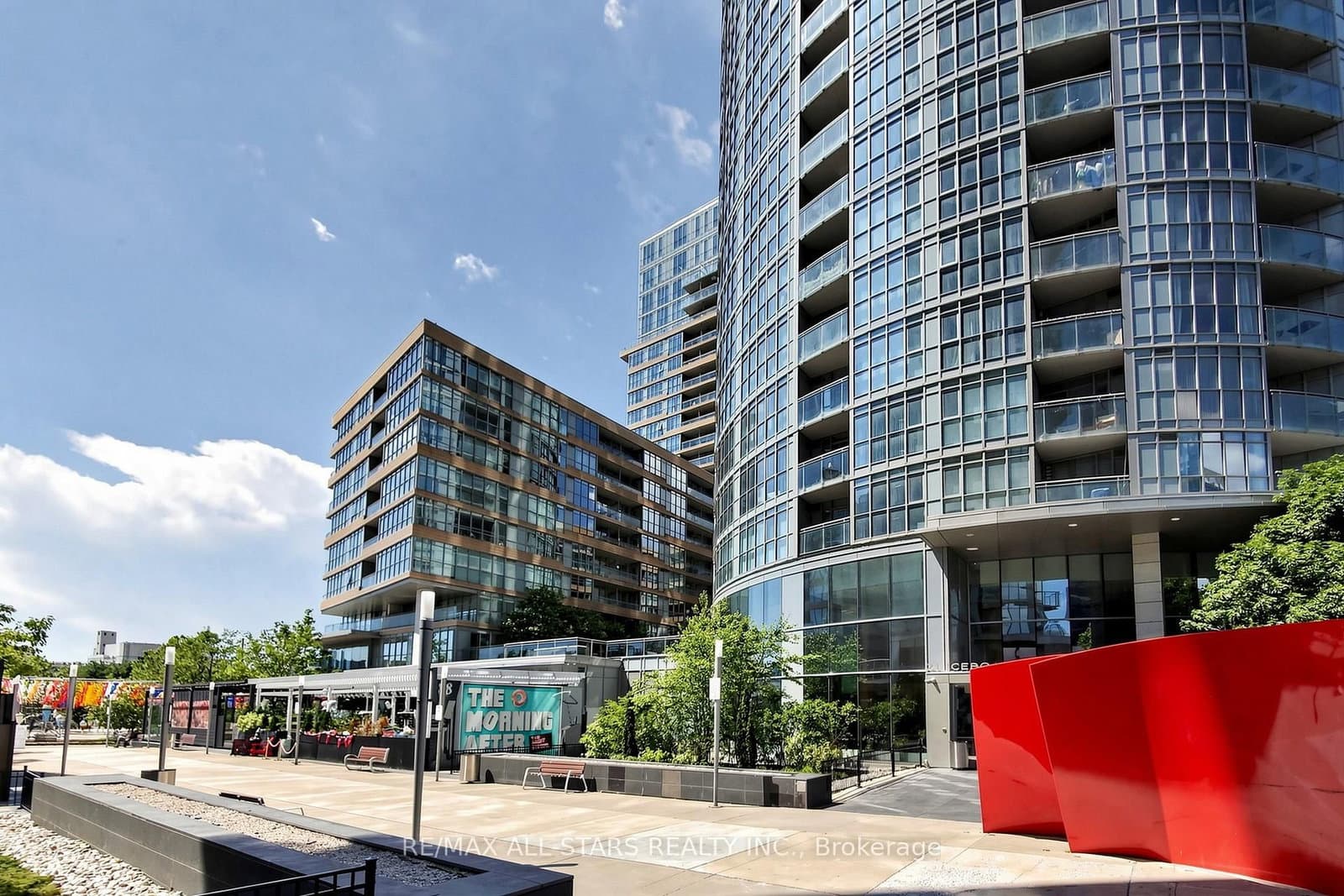 110 Fort York Boulevard thumbnail 41