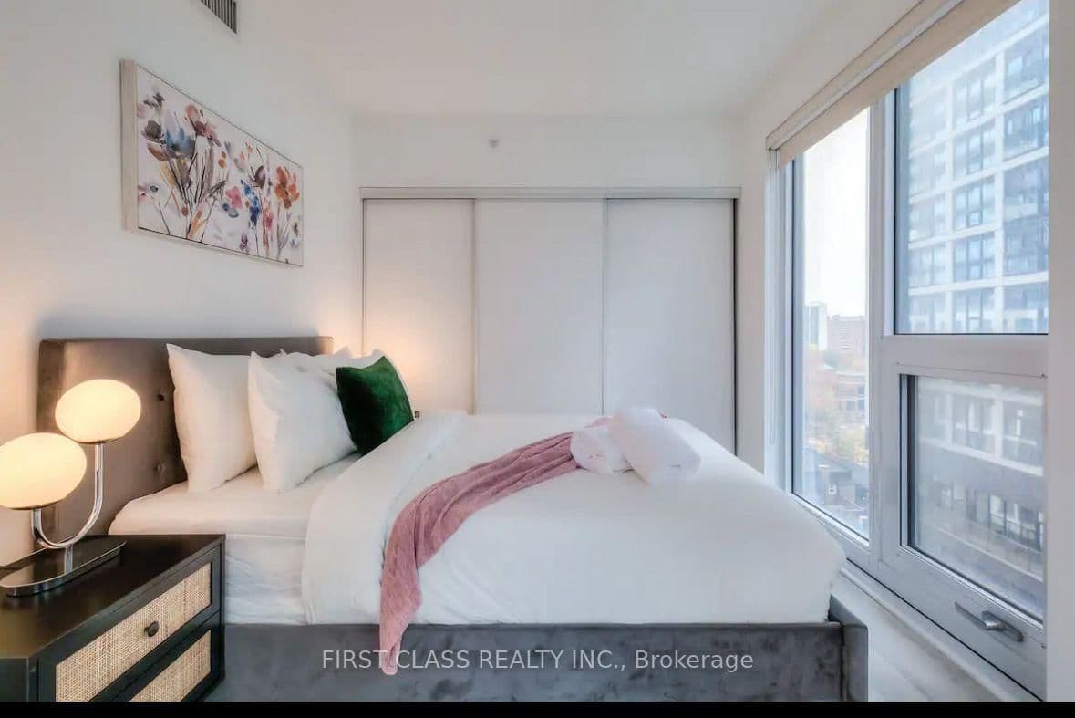 251 Jarvis Street, Unit 826 thumbnail 14