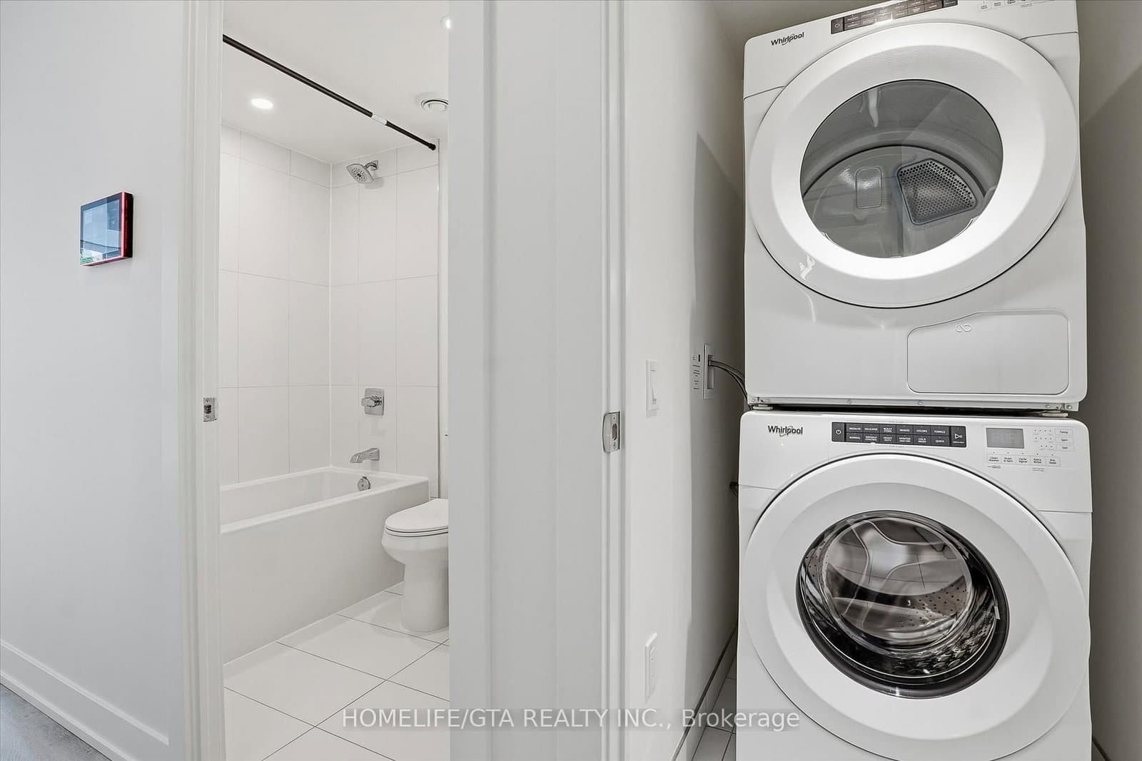 30 Inn On The Park Drive, Unit 206 thumbnail 25
