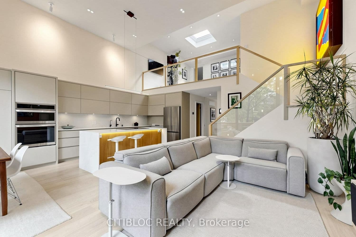 294 Sackville Street thumbnail 2