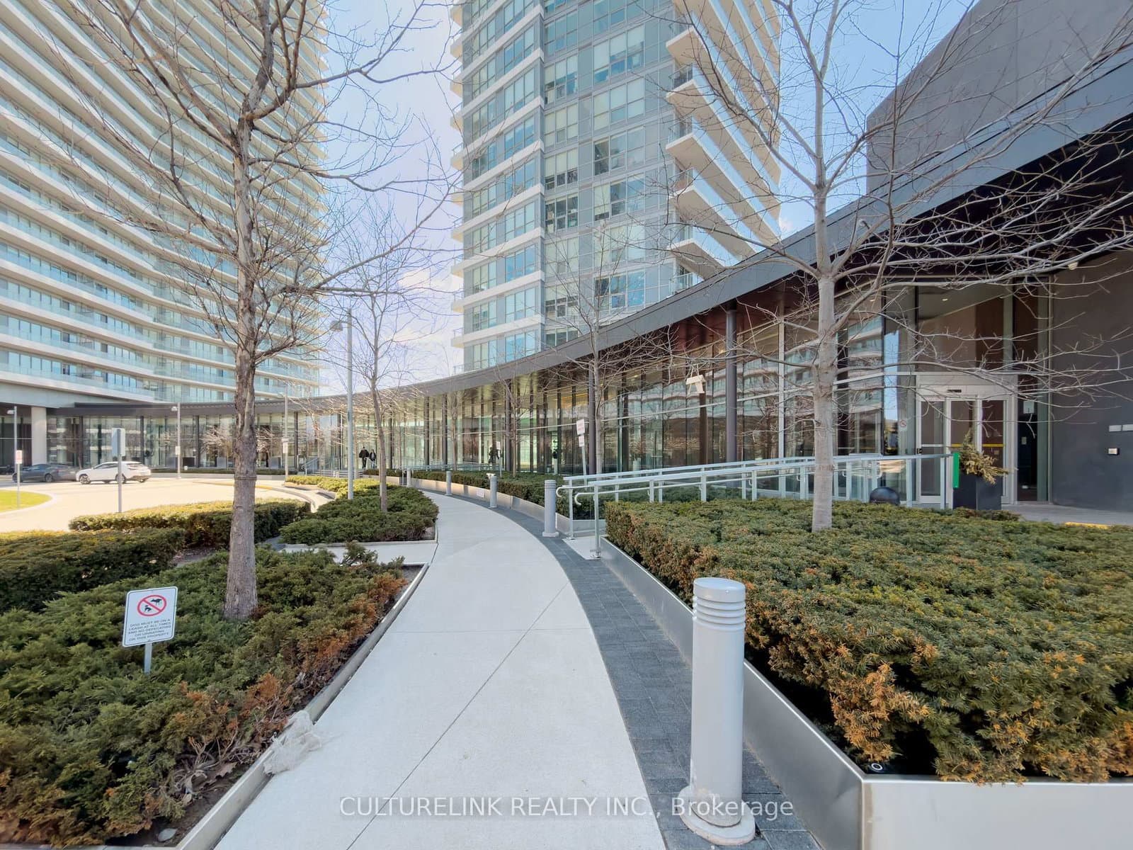117 McMahon Drive, Unit 2008 thumbnail 33