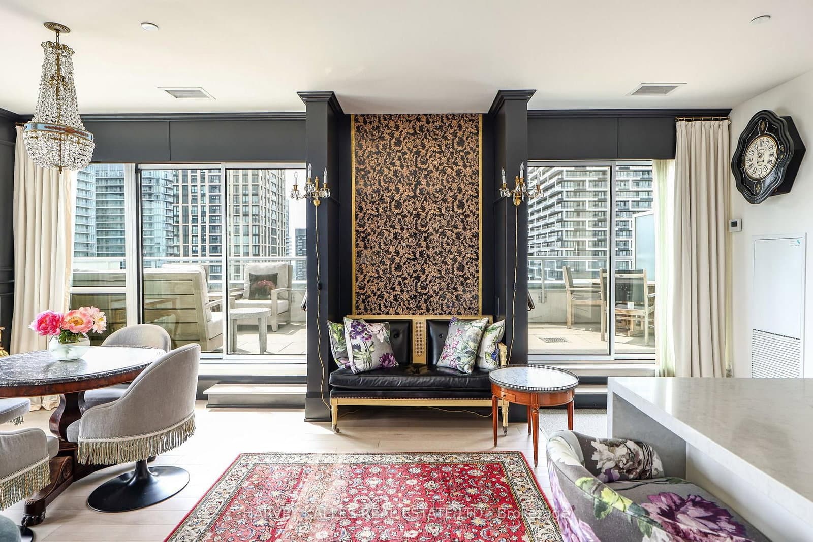 101 Erskine Avenue, Unit 2407 thumbnail 13