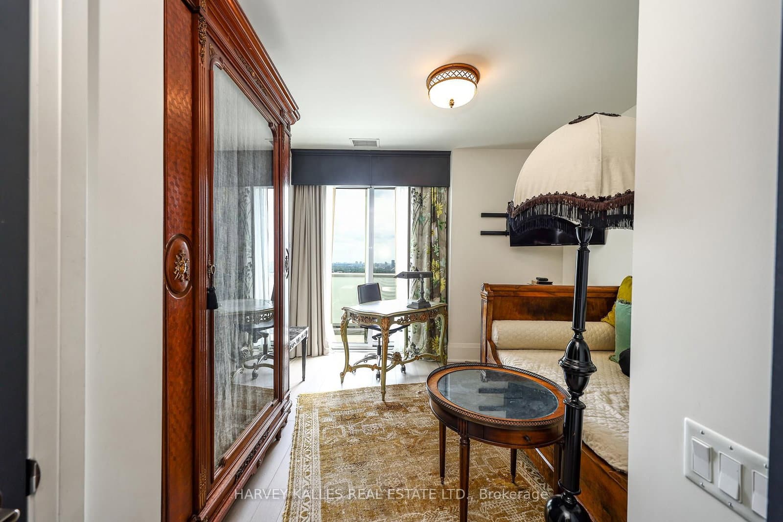 101 Erskine Avenue, Unit 2407 thumbnail 25