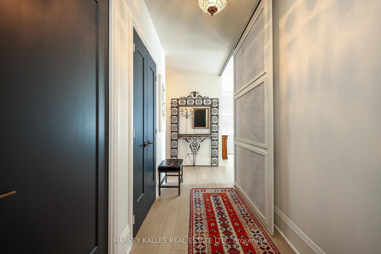 101 Erskine Avenue, Unit 2407 thumbnail 3