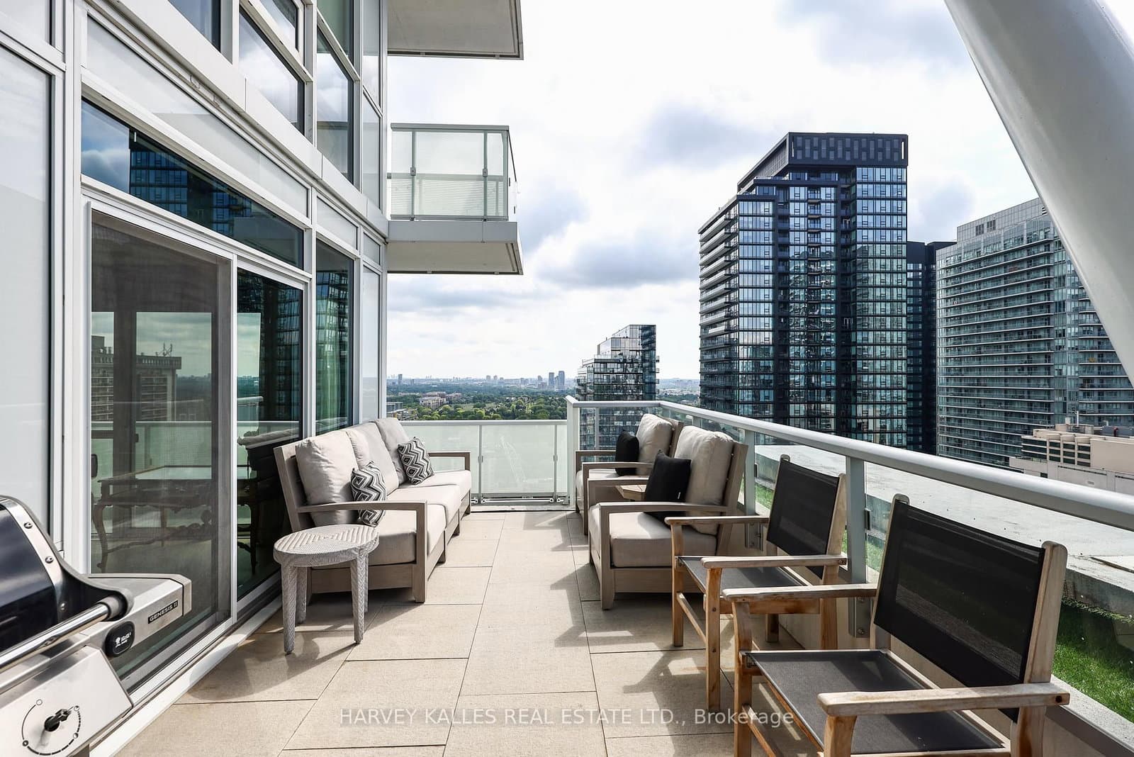 101 Erskine Avenue, Unit 2407 thumbnail 34