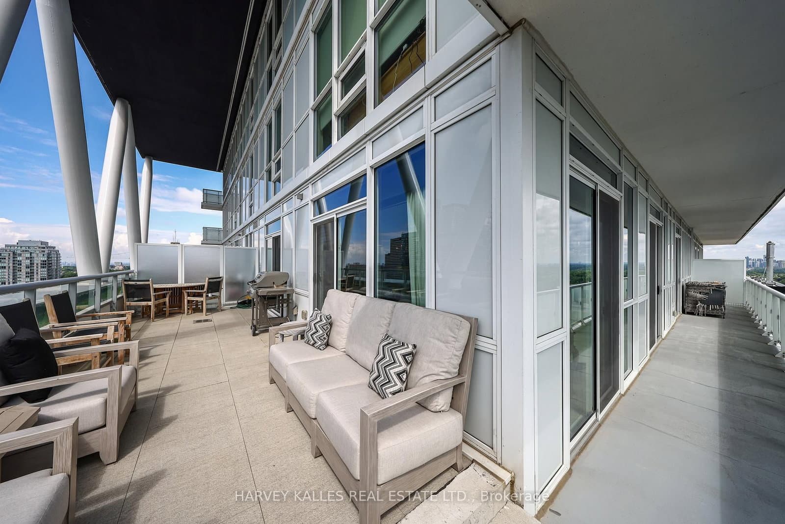 101 Erskine Avenue, Unit 2407 thumbnail 36