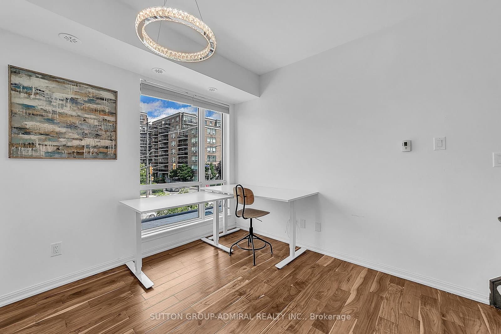 639 Lawrence Avenue, Unit 305 thumbnail 10