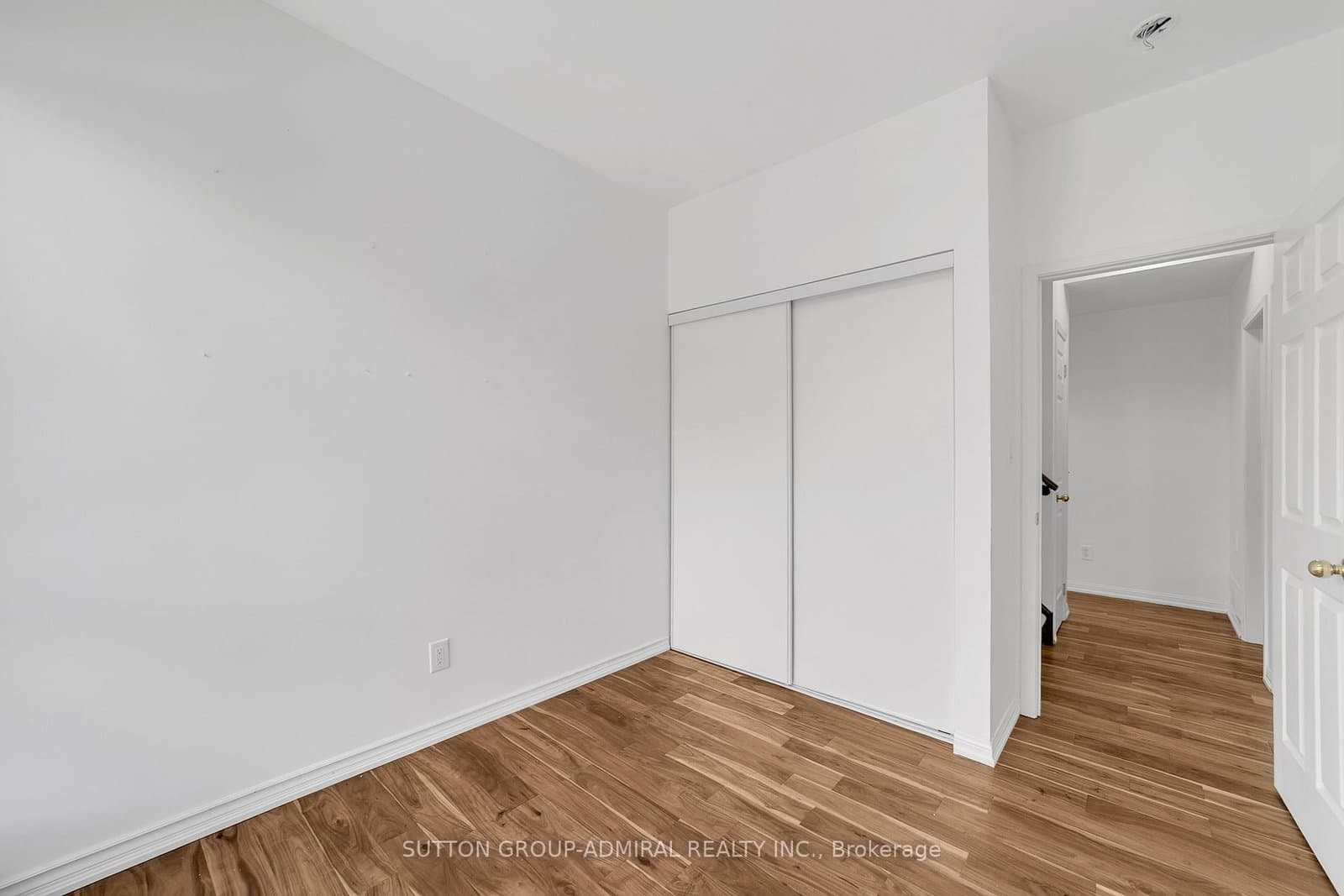 639 Lawrence Avenue, Unit 305 thumbnail 21