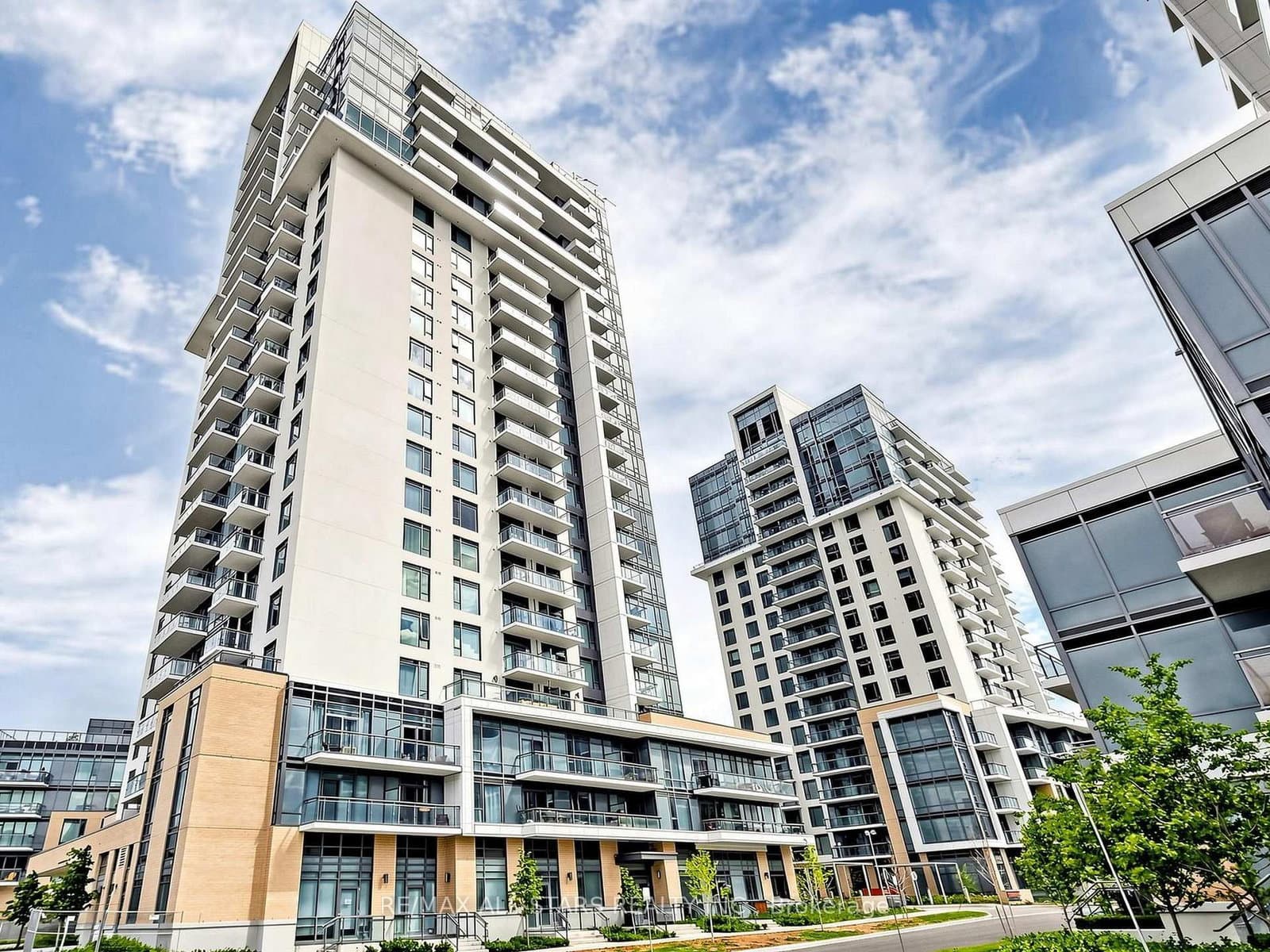 50 Ann O'Reilly Road, Unit 427