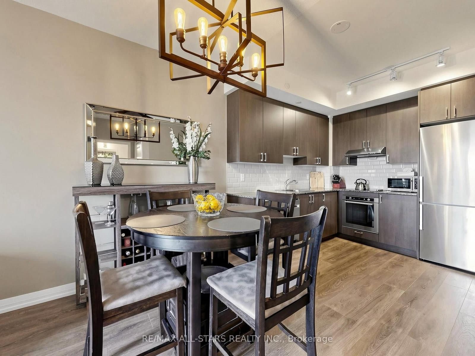 50 Ann O'Reilly Road, Unit 427 thumbnail 14