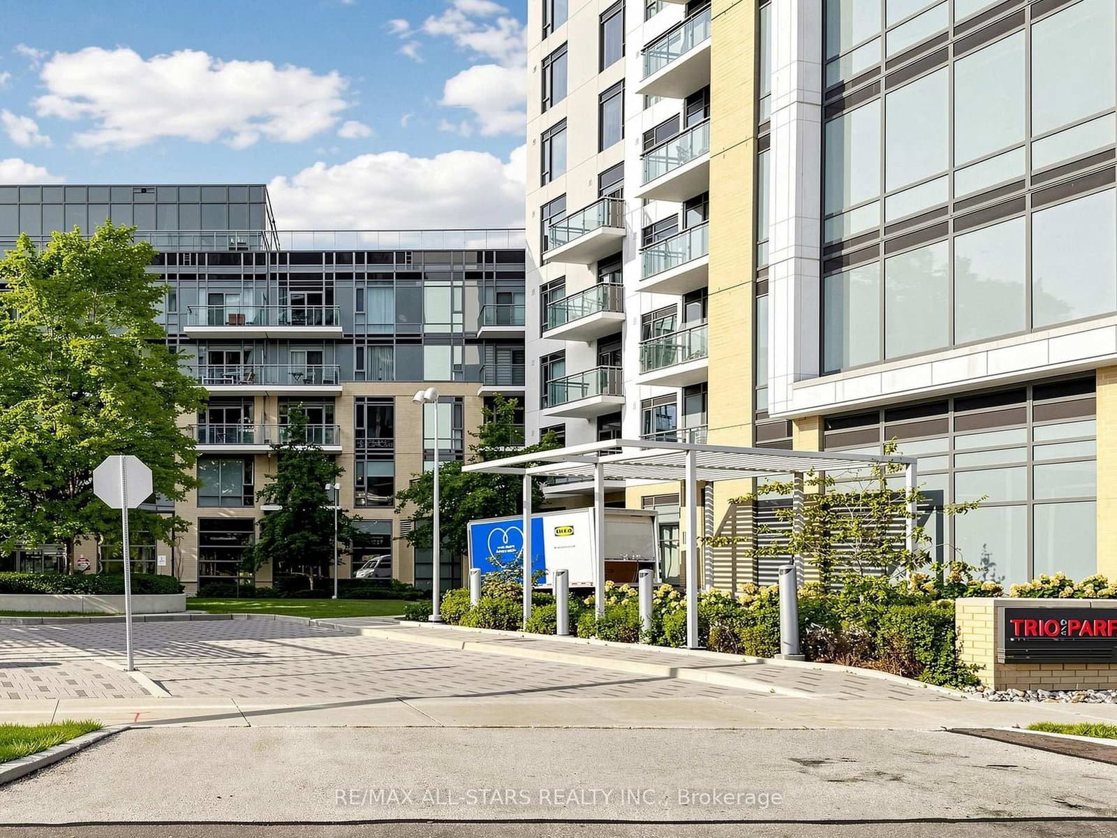 50 Ann O'Reilly Road, Unit 427 thumbnail 5