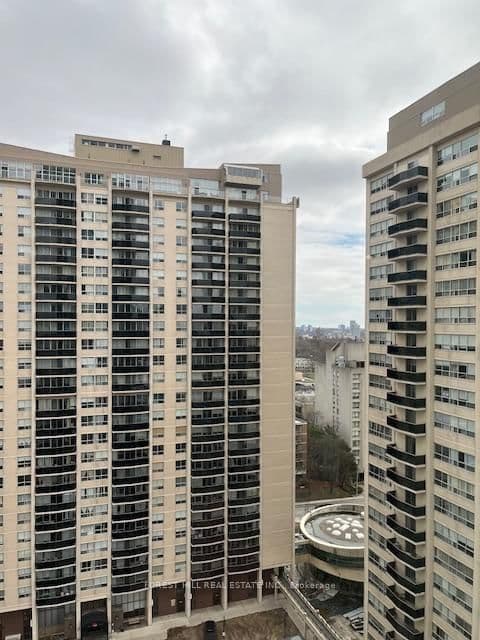 310 Tweedsmuir Avenue, Unit 1705 thumbnail 20