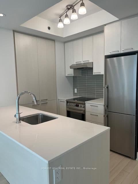 310 Tweedsmuir Avenue, Unit 1705 thumbnail 9