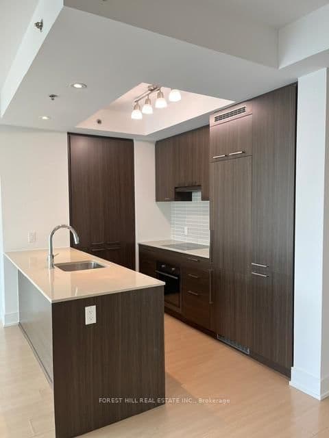 310 Tweedsmuir Avenue, Unit 2404 thumbnail 11
