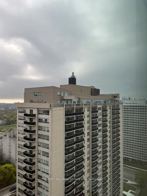 310 Tweedsmuir Avenue, Unit 2404 thumbnail 26