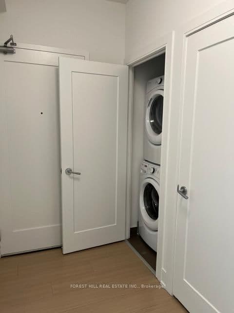 310 Tweedsmuir Avenue, Unit 2404 thumbnail 5