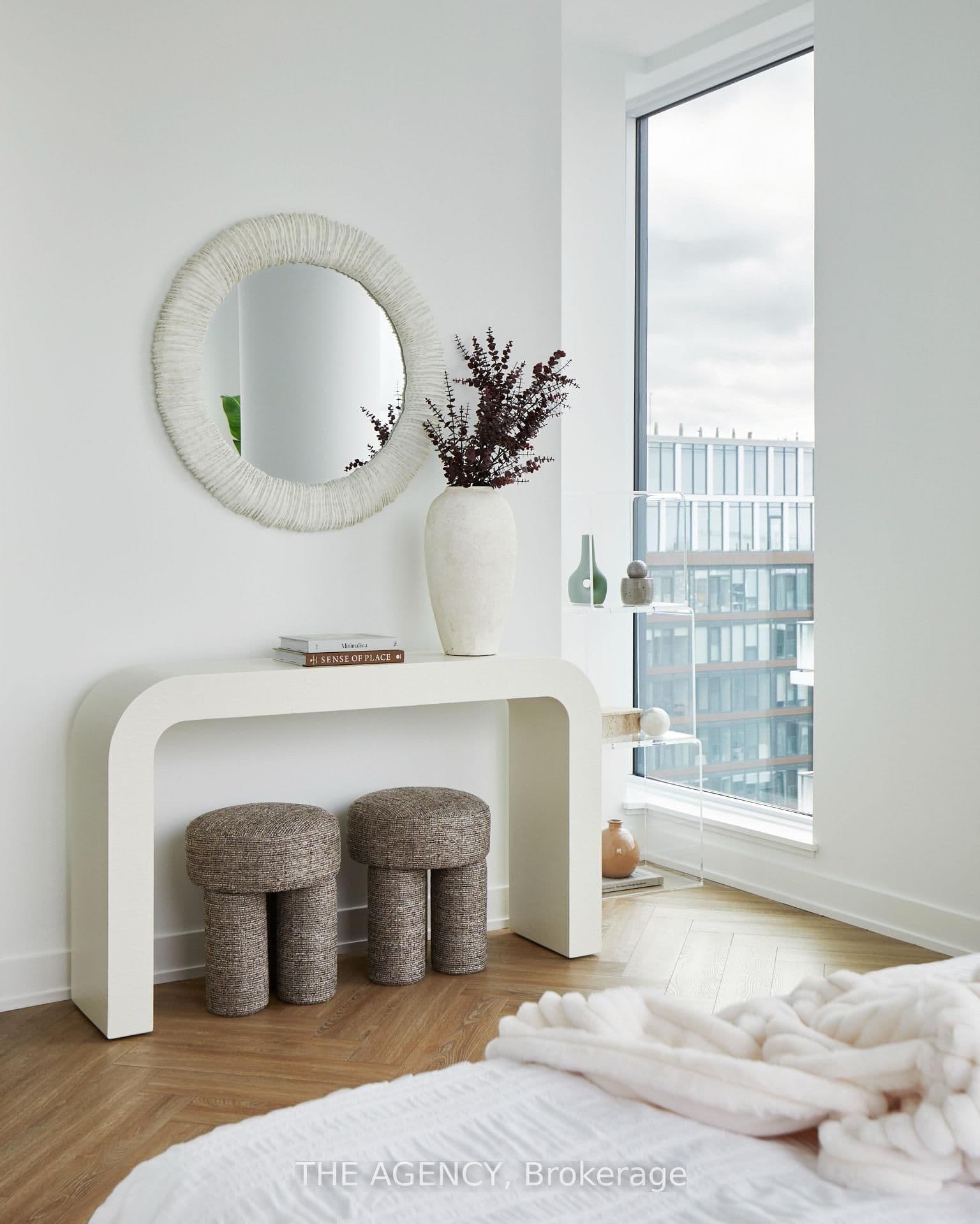 327 King Street W, Unit PH04 thumbnail 13