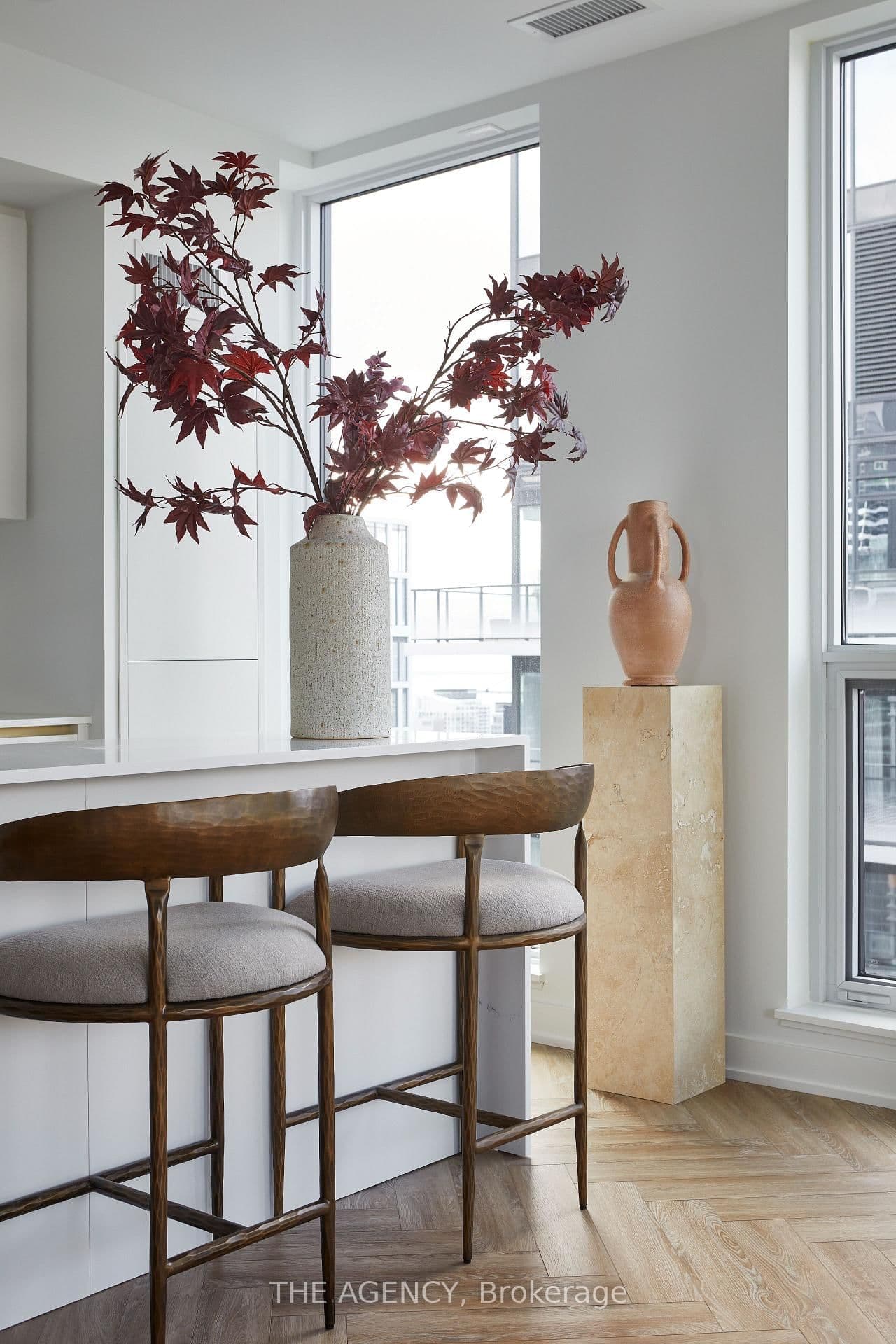 327 King Street W, Unit PH04 thumbnail 5