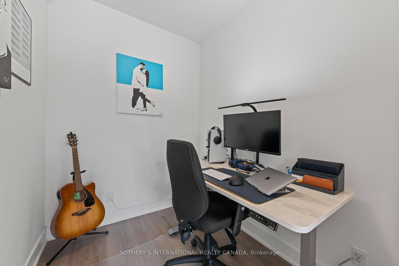1 Belsize Drive, Unit 412 thumbnail 9