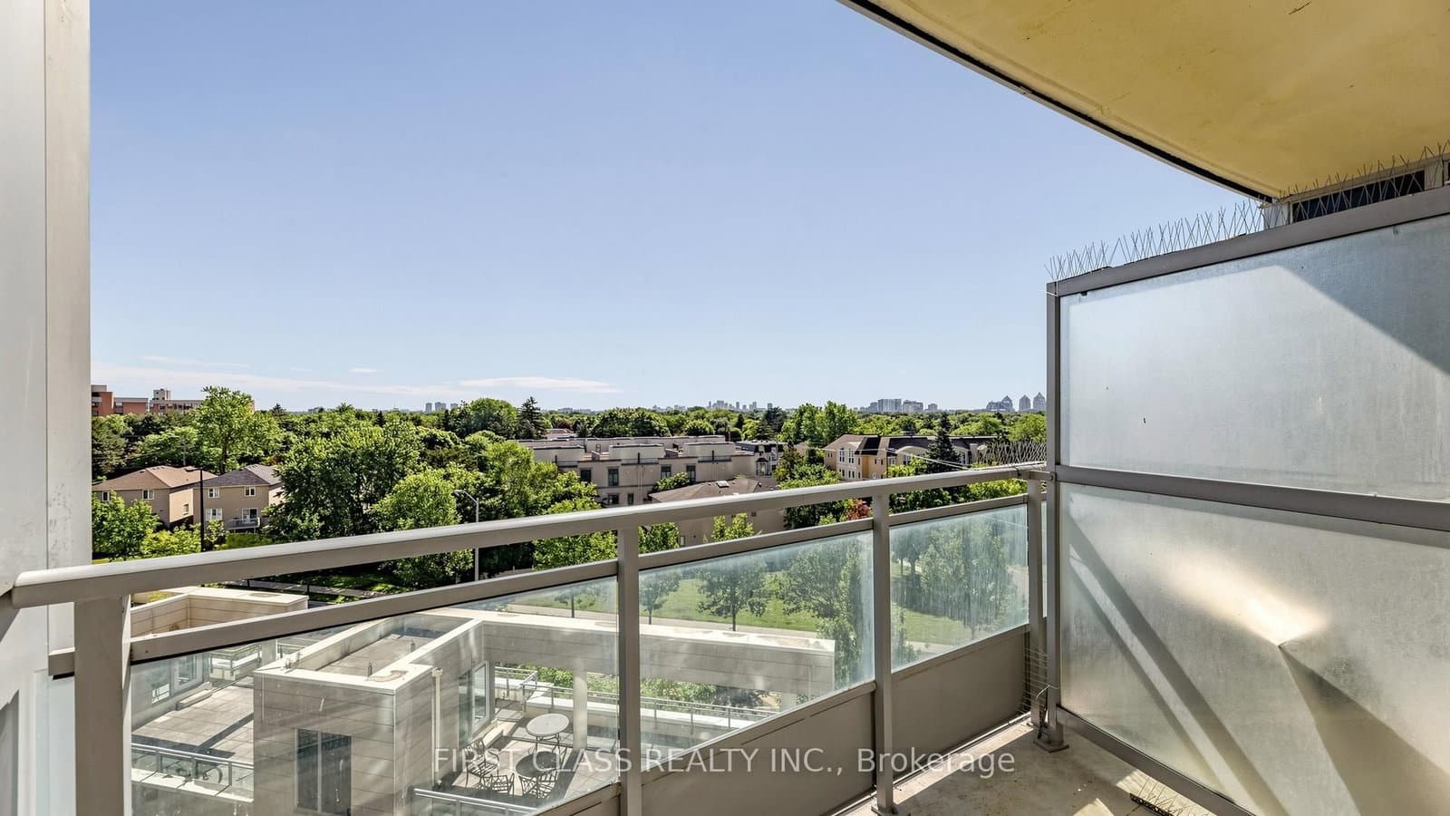 18 Holmes Avenue, Unit 612 thumbnail 18