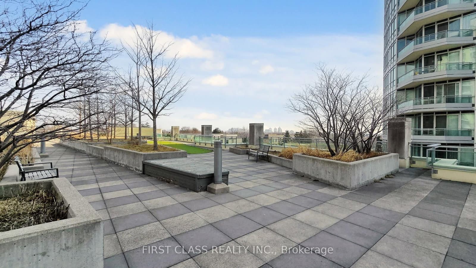 18 Holmes Avenue, Unit 612 thumbnail 28