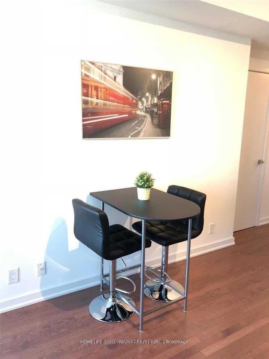 14 York Street, Unit 5301 thumbnail 12