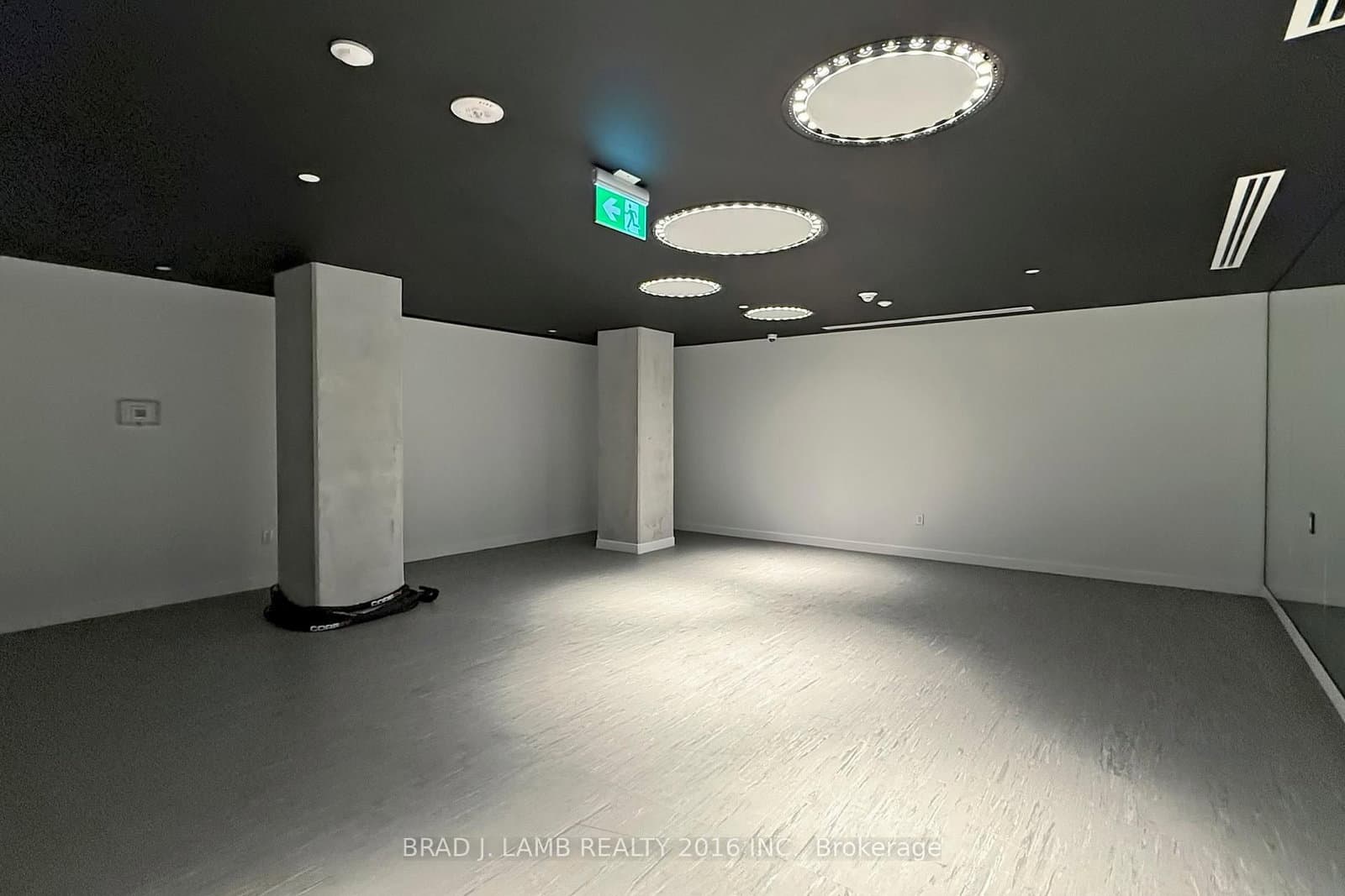 195 McCaul Street, Unit 302 thumbnail 25