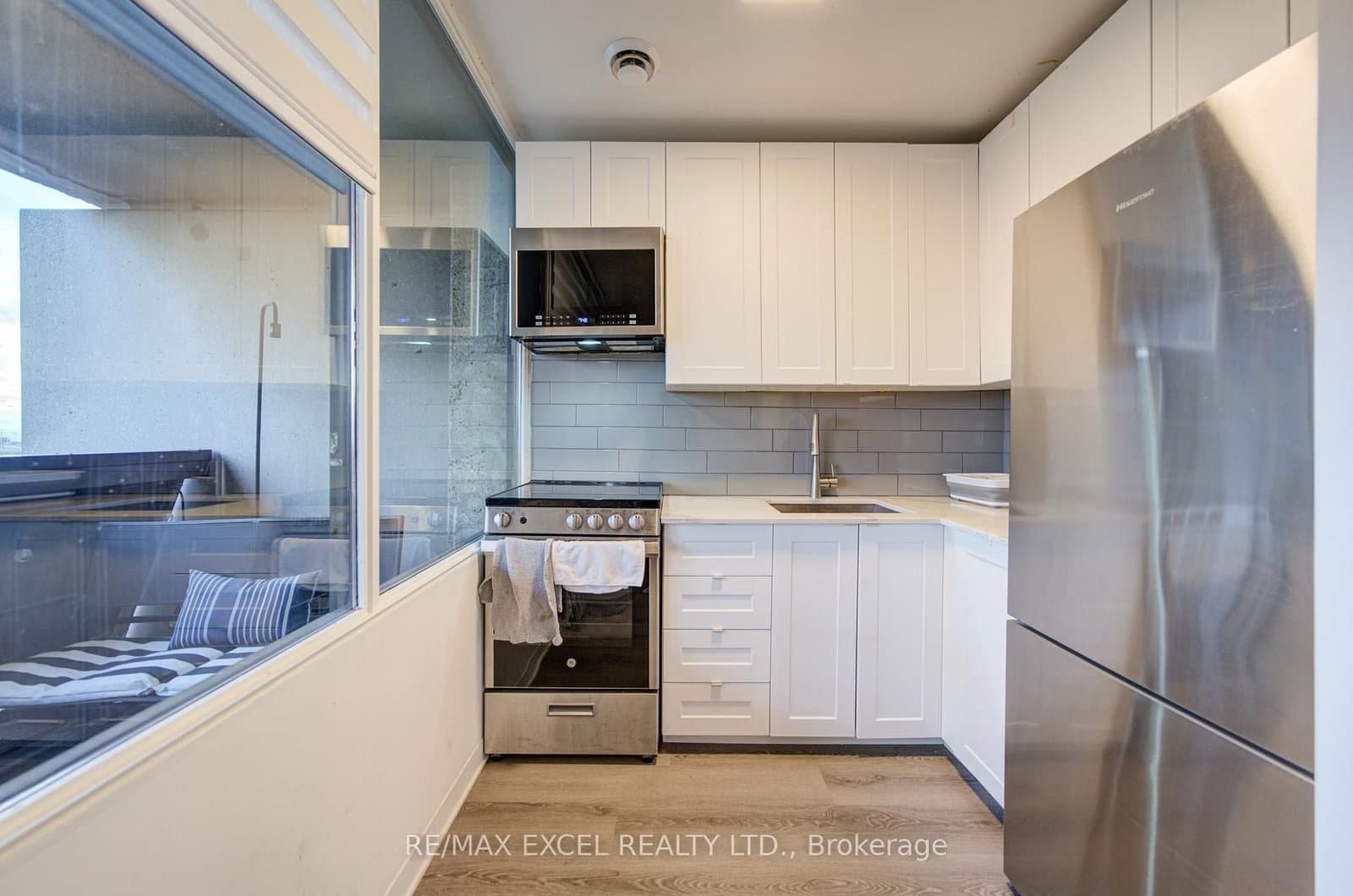 720 Spadina Avenue, Unit 1605 thumbnail 29