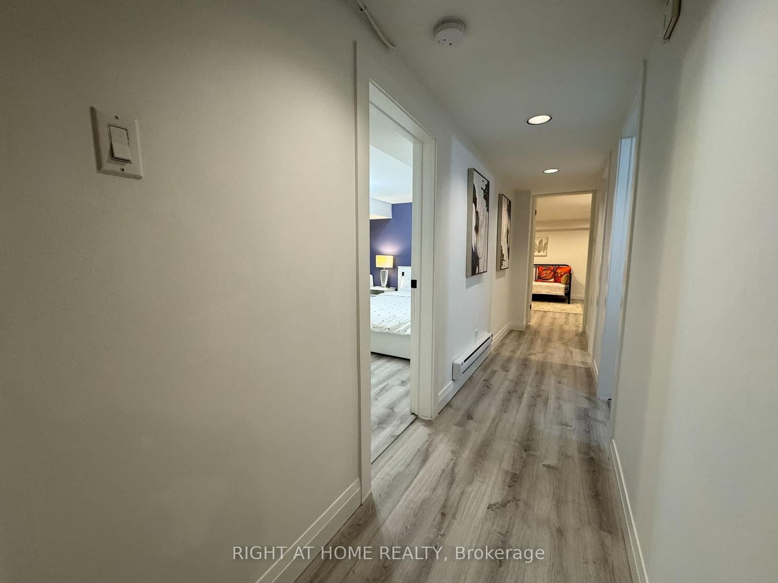 1196 Avenue Road, Unit Lower Apartment thumbnail 12