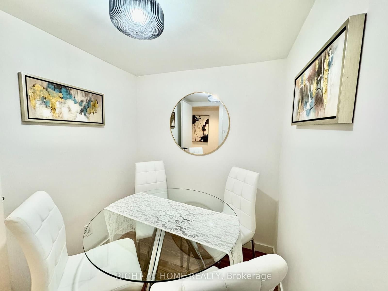 1196 Avenue Road, Unit Lower Apartment thumbnail 5