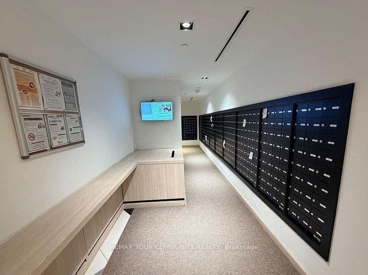 395 Bloor Street E, Unit 2601 thumbnail 16