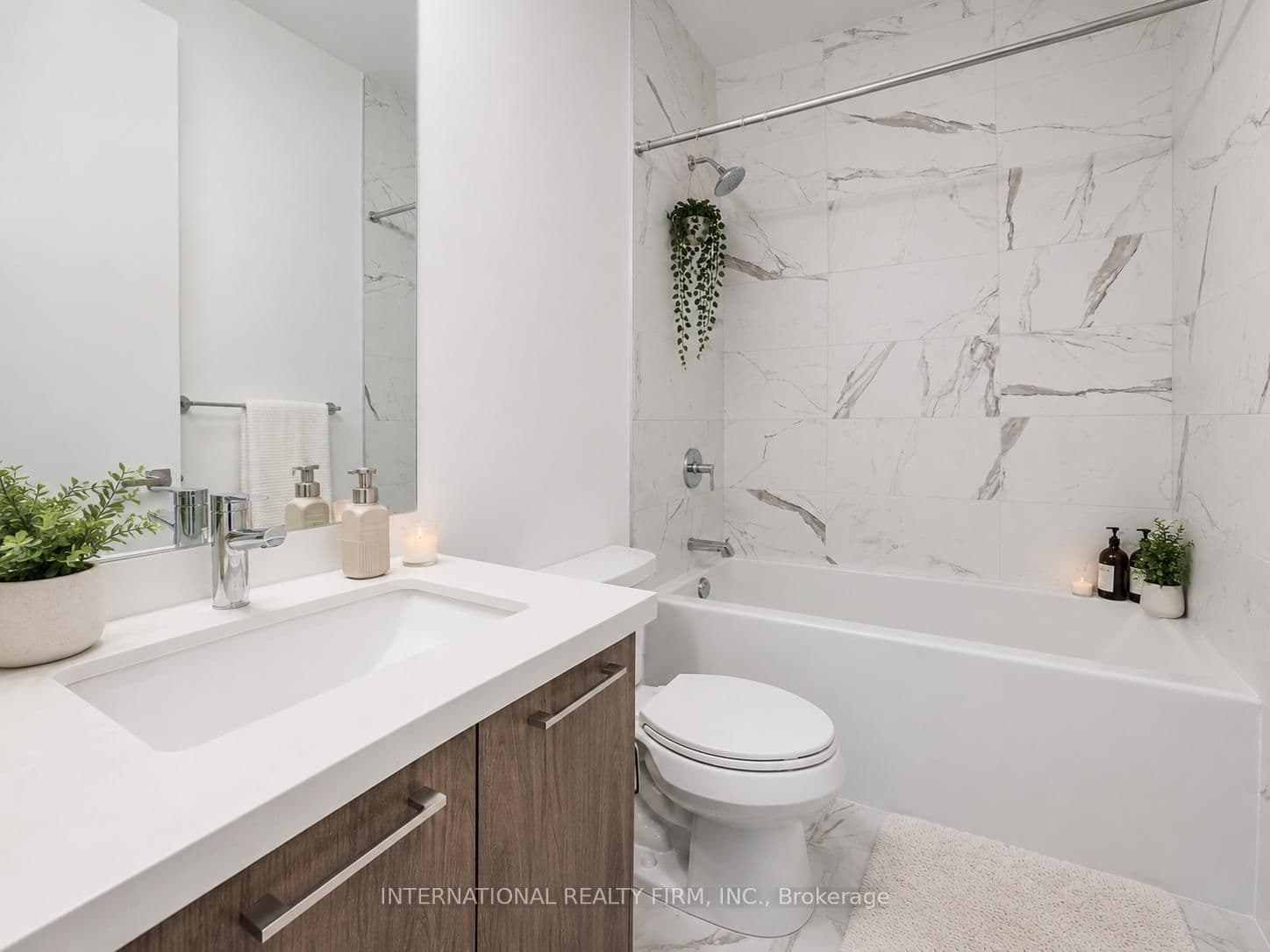 33 Frederick Todd Way W, Unit 207 thumbnail 13