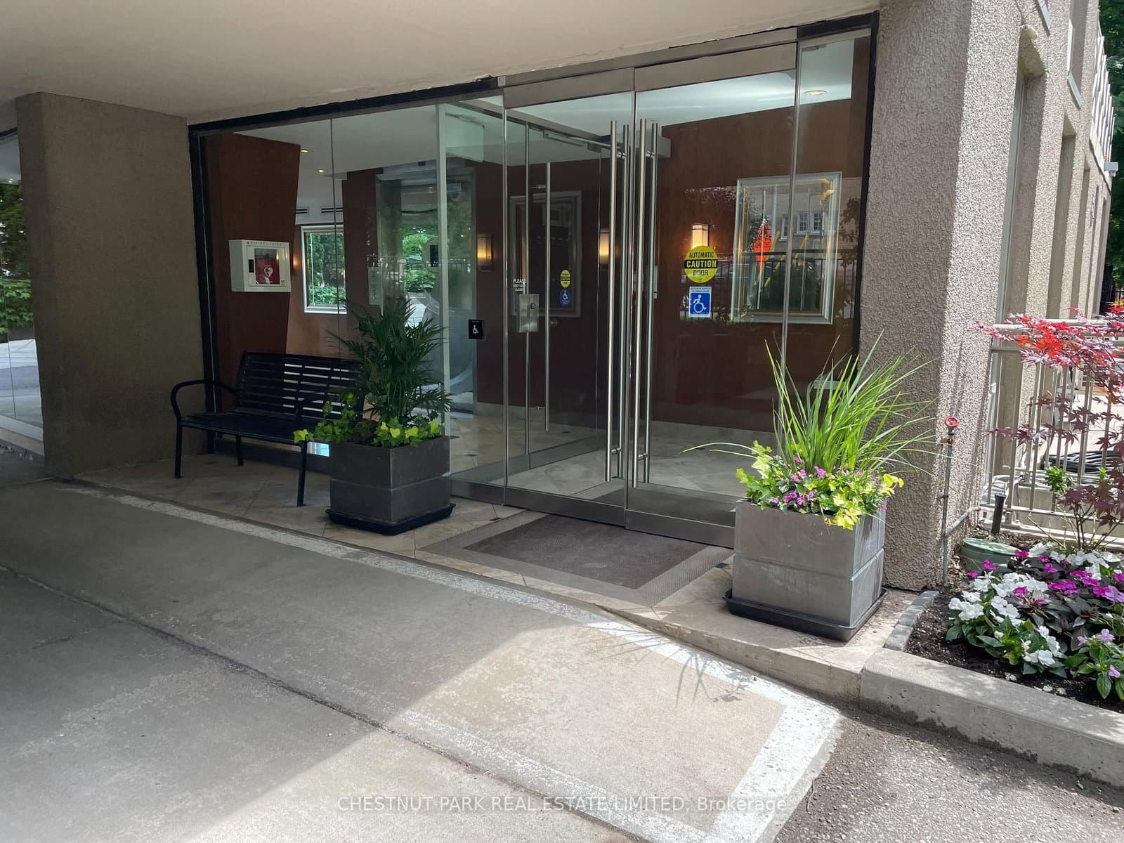 423 Avenue Road, Unit 8 thumbnail 2