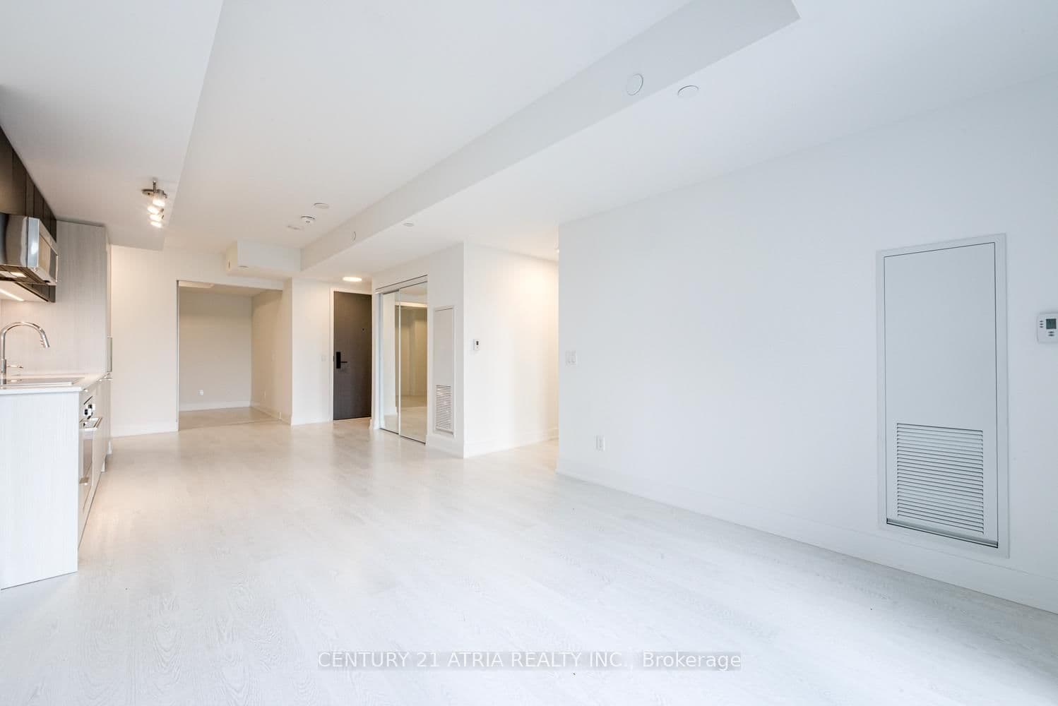 308 Jarvis Street, Unit 511 thumbnail 6