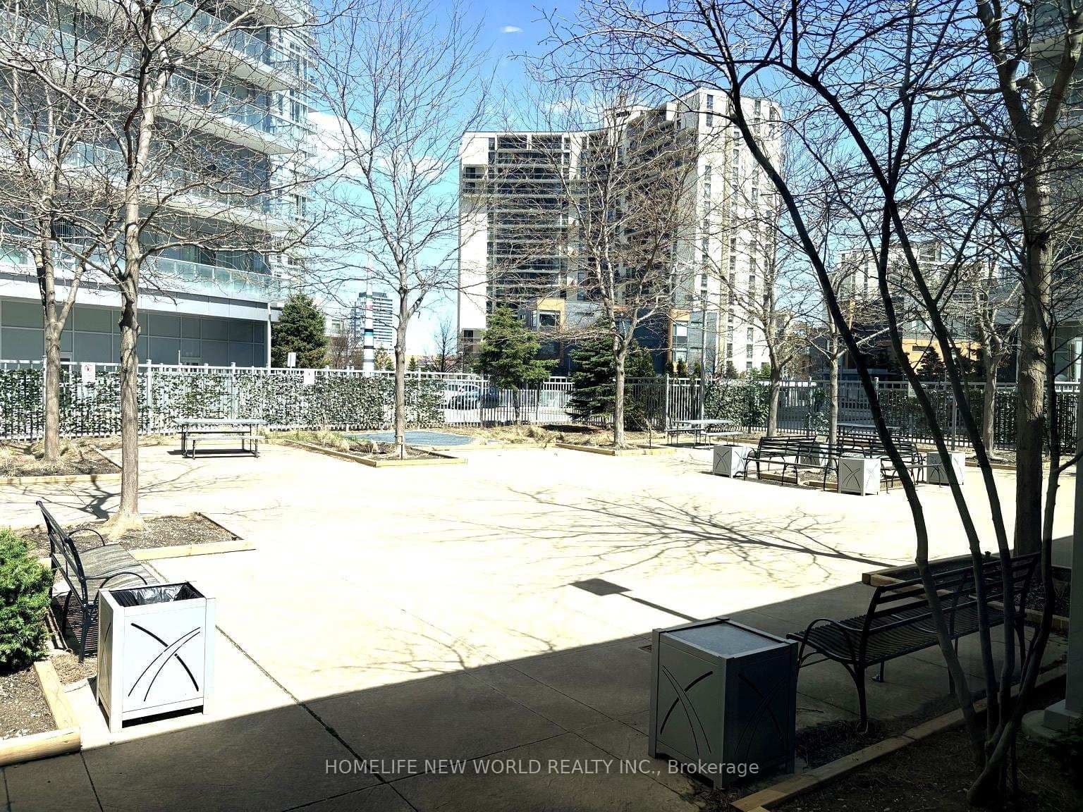 66 Forest Manor Road, Unit 1206 thumbnail 22