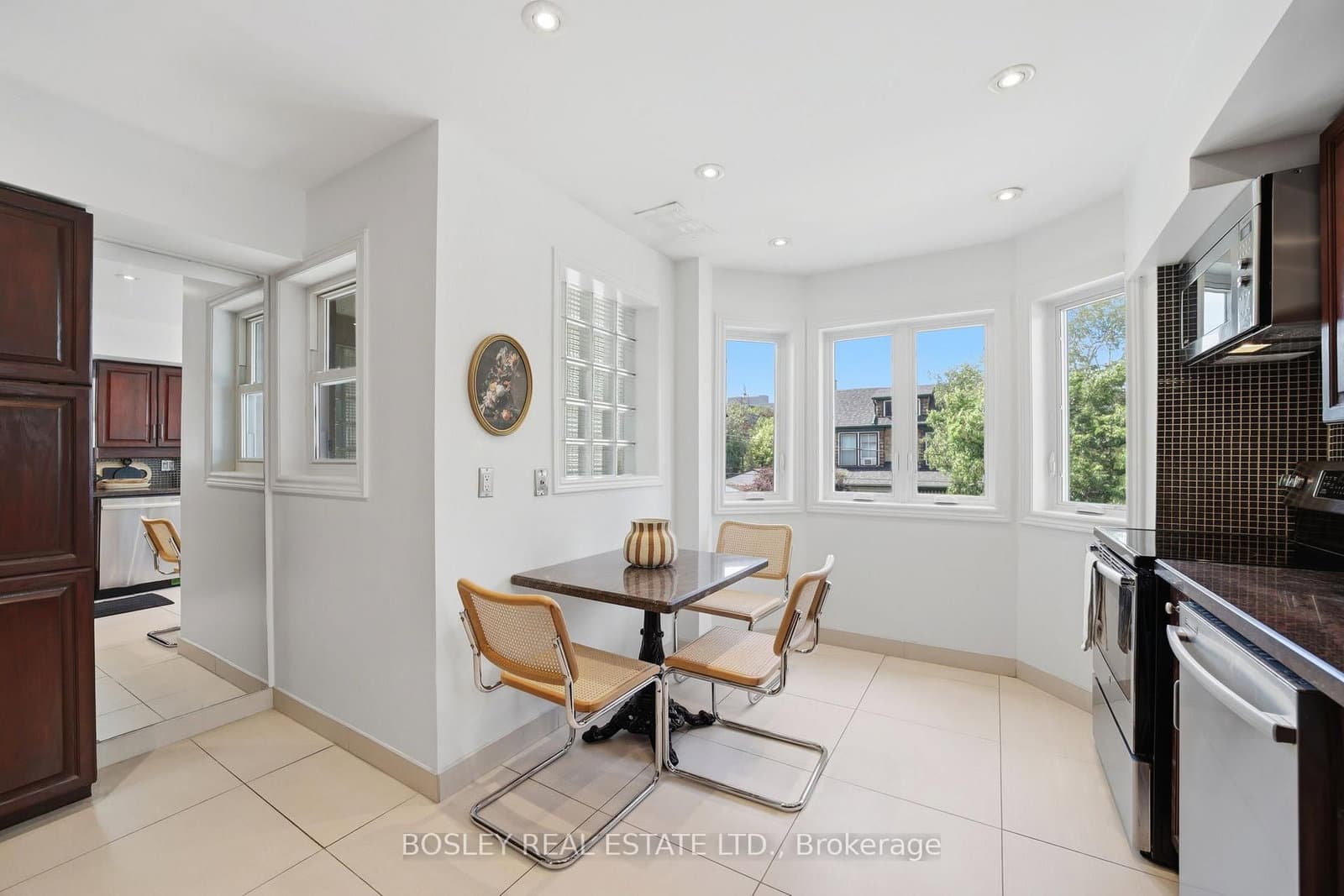 889 Adelaide Street W, Unit B thumbnail 13