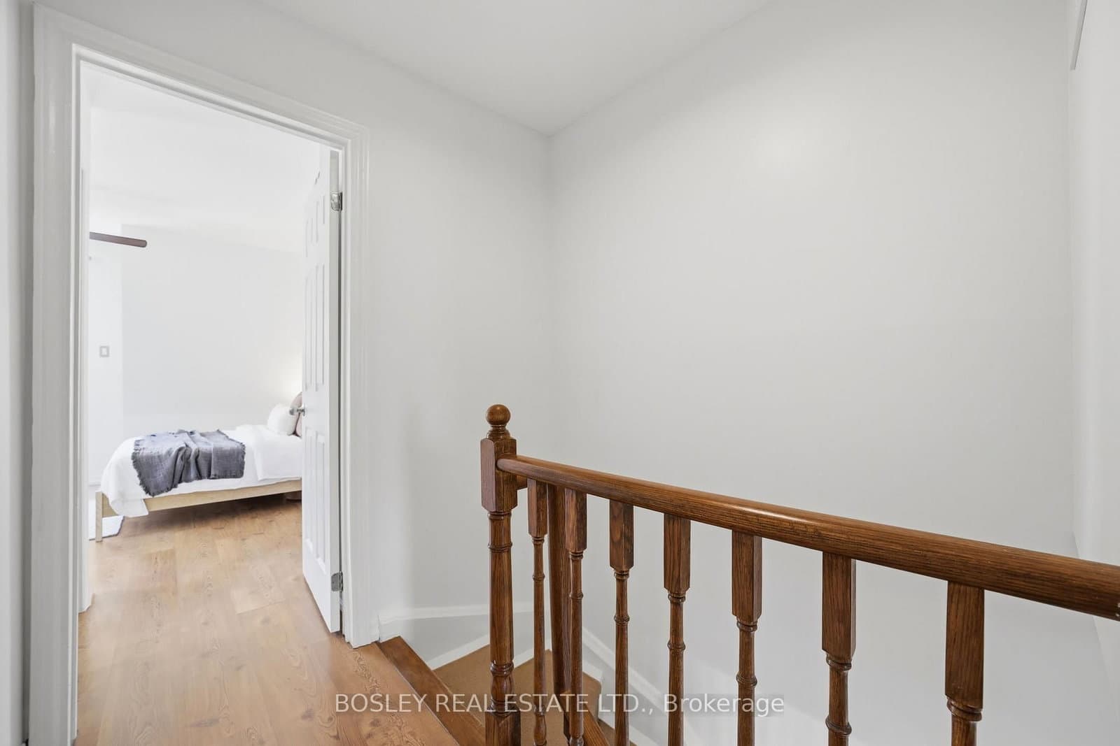 889 Adelaide Street W, Unit B thumbnail 22