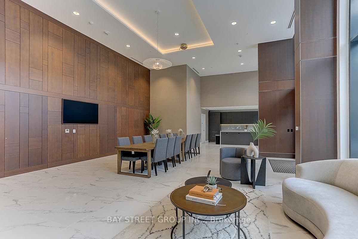 95 Mcmahon Drive, Unit 2512 thumbnail 10